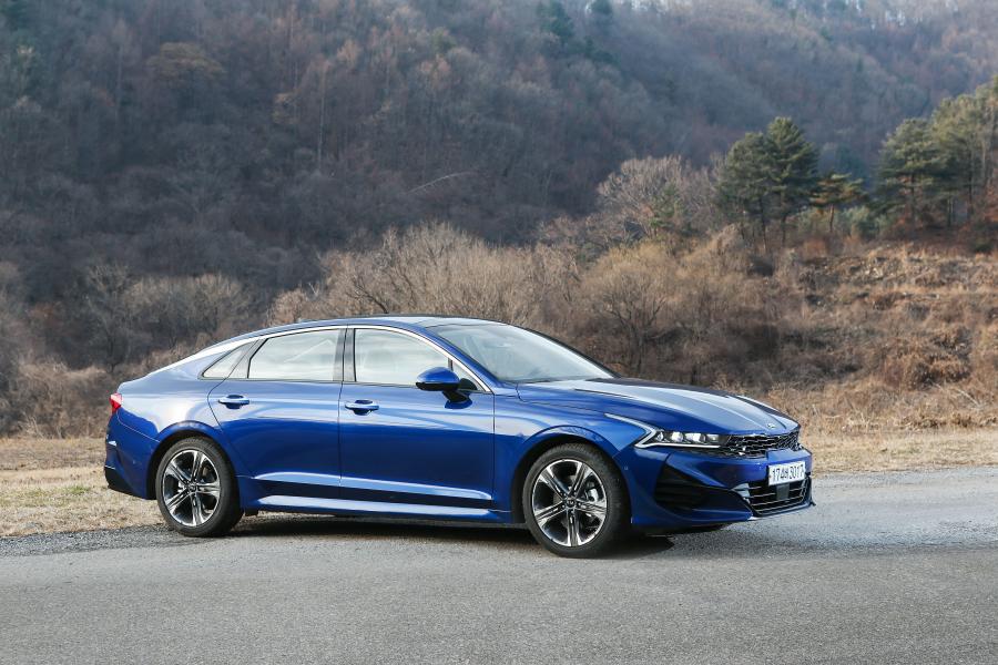  Kia K5 2019 года  (фото 16 из 44)